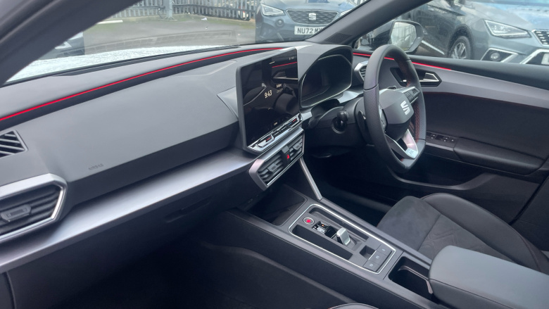 SEAT Leon 1.5 TSI 150 FR Black Edition 5dr [DAP] Petrol Hatchback